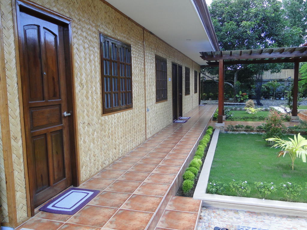 Susan'S Place Bed And Breakfast Puerto Princesa Eksteriør billede