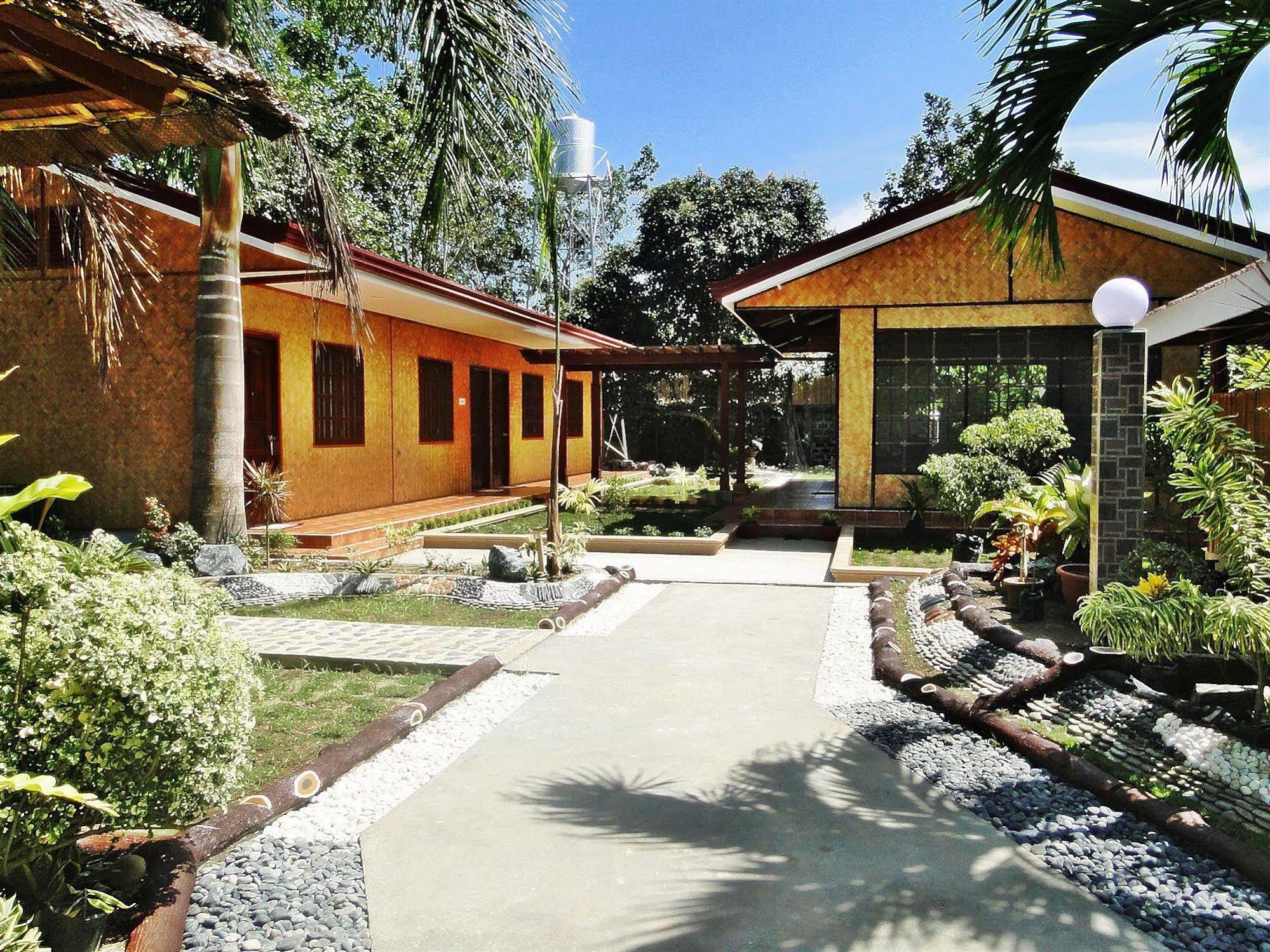 Susan'S Place Bed And Breakfast Puerto Princesa Eksteriør billede